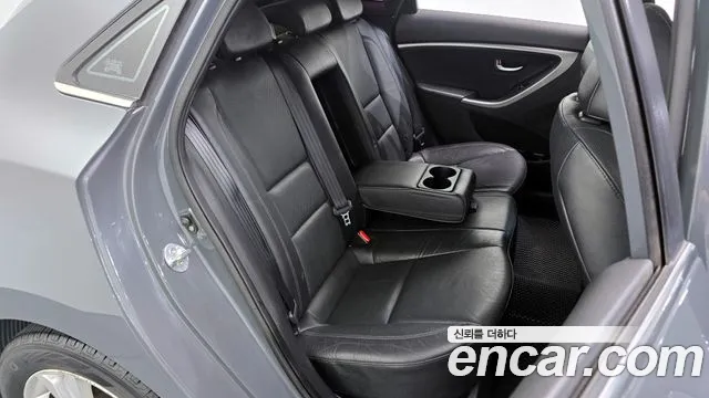 Hyundai i30 2013 — фото 11
