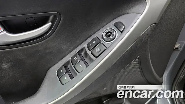 Hyundai i30 2013 — фото 18