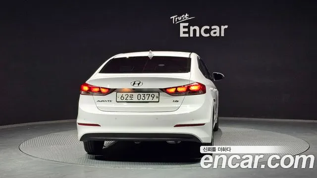 Hyundai AVANTE 2016 — фото 4