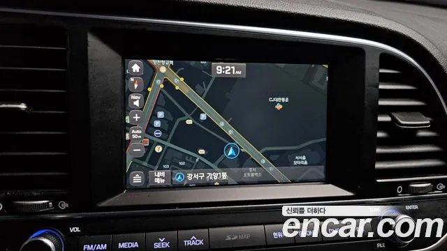 Hyundai AVANTE 2016 — фото 20