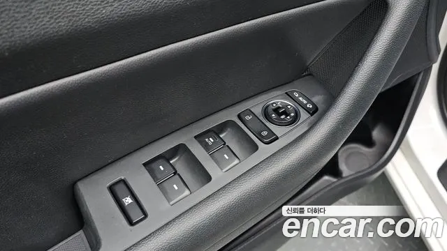 Hyundai Sonata 2015 — фото 13