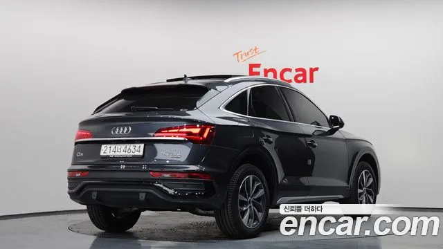 Audi Q5 2023 — фото 2