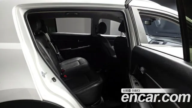 Kia Sportage 2016 — фото 11