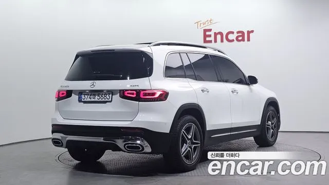 Mercedes-Benz GLB-Class 2022 — фото 2
