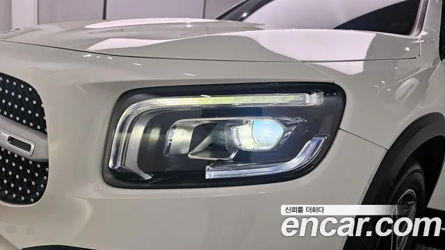 Mercedes-Benz GLB-Class 2022 — фото 8
