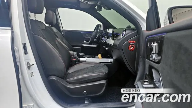 Mercedes-Benz GLB-Class 2022 — фото 16