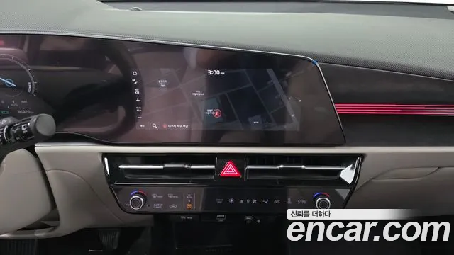 Kia Niro 2023 — фото 12