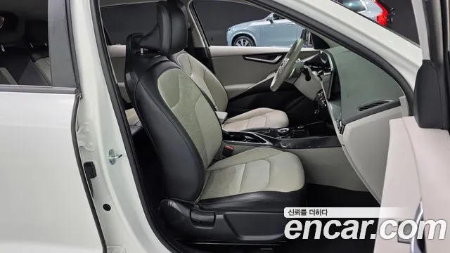 Kia Niro 2023 — фото 20