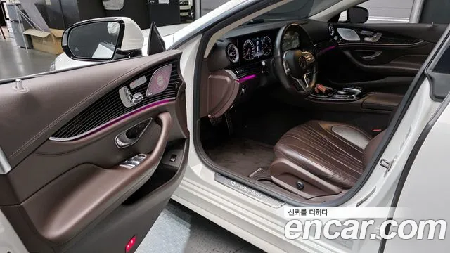 Mercedes-Benz CLS-Class 2019 — фото 10