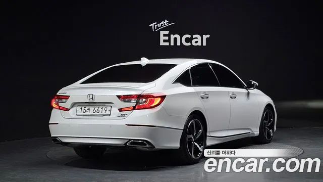Honda Accord 2018 — фото 2