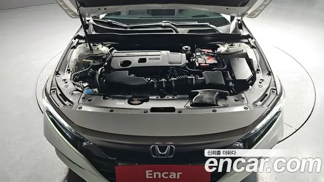 Honda Accord 2018 — фото 6
