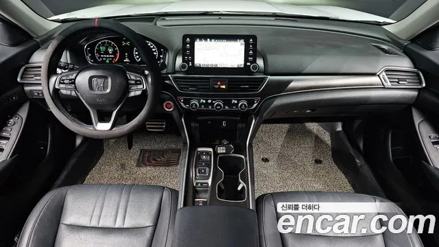 Honda Accord 2018 — фото 7