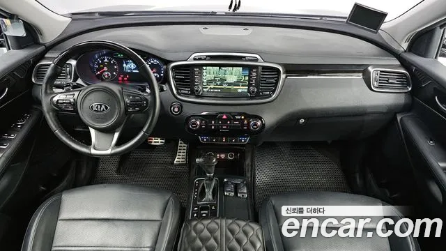 Kia Sorento 2017 — фото 10
