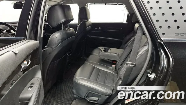 Kia Sorento 2017 — фото 18