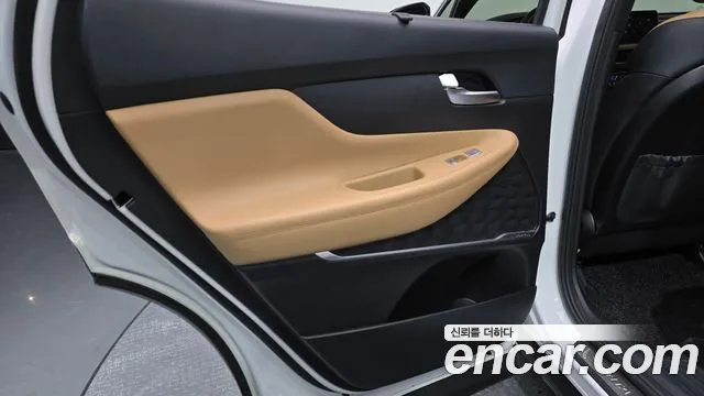 Hyundai Santafe 2021 — фото 14