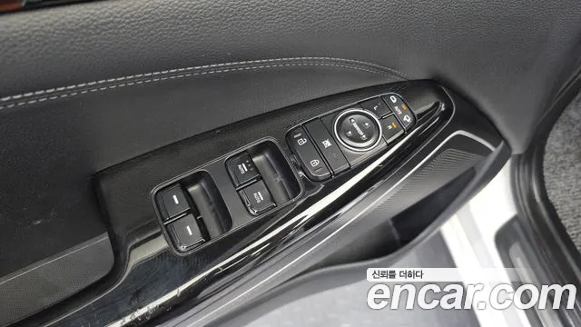Kia K7 2016 — фото 13