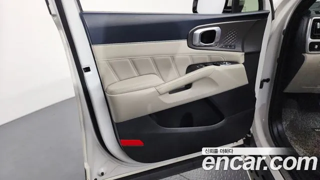 Kia Sorento 2023 — фото 13