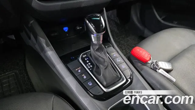 Hyundai Ioniq 2020 — фото 9
