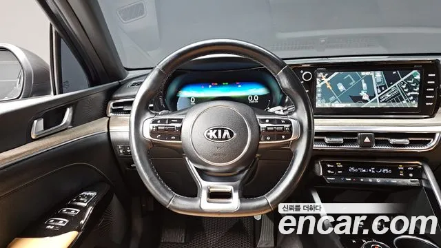 Kia K5 2020 — фото 13