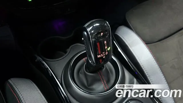 Mini Clubman 2021 — фото 12