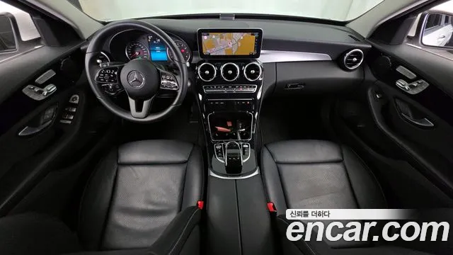 Mercedes-Benz C-Class 2020 — фото 10