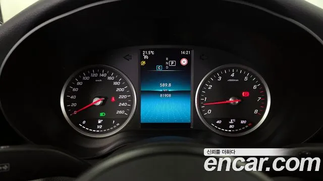 Mercedes-Benz C-Class 2020 — фото 11