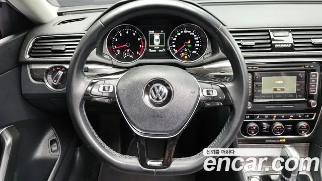 Volkswagen Passat 2018 — фото 18
