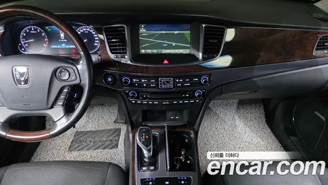 Hyundai Equus 2014 — фото 13