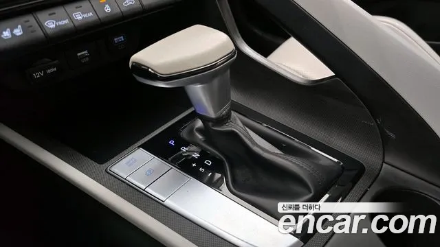 Hyundai AVANTE 2022 — фото 12