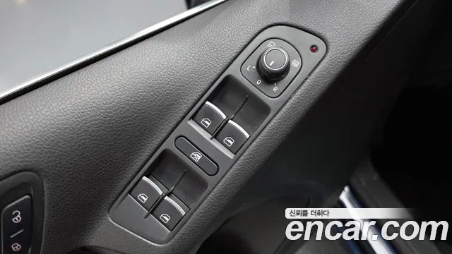 Volkswagen Tiguan 2016 — фото 19