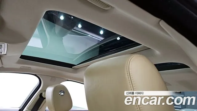 Jaguar XJ 2015 — фото 19