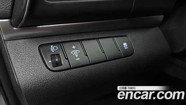 Hyundai AVANTE 2020 — фото 20
