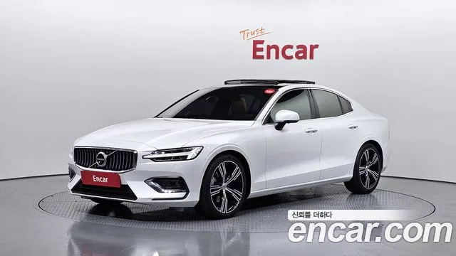 Volvo S60 2020 — фото 1