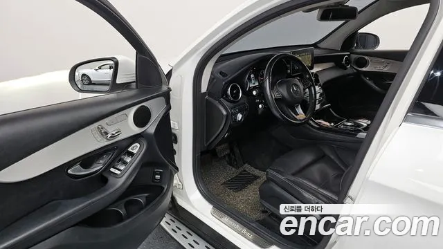 Mercedes-Benz GLC-Class 2018 — фото 13