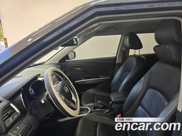 KG_Mobility_Ssangyong TIBOLI 2015 — фото 16