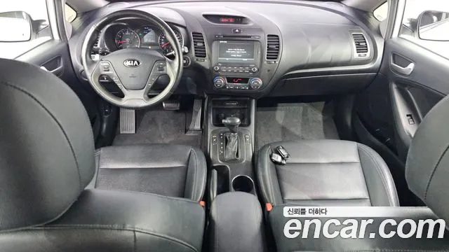 Kia K3 2015 — фото 10