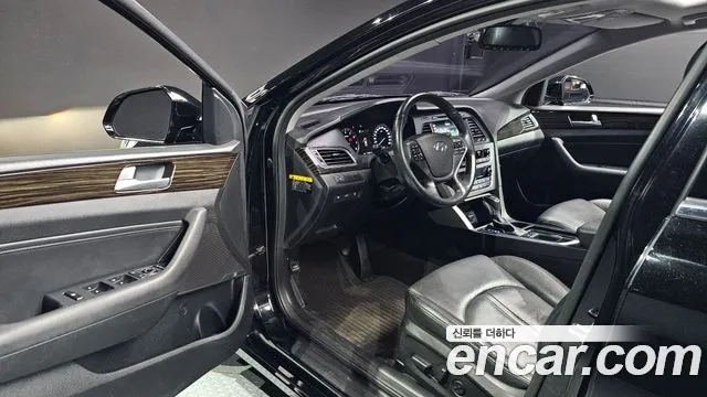 Hyundai Sonata 2016 — фото 13