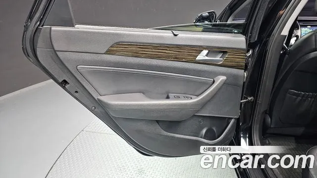 Hyundai Sonata 2016 — фото 15