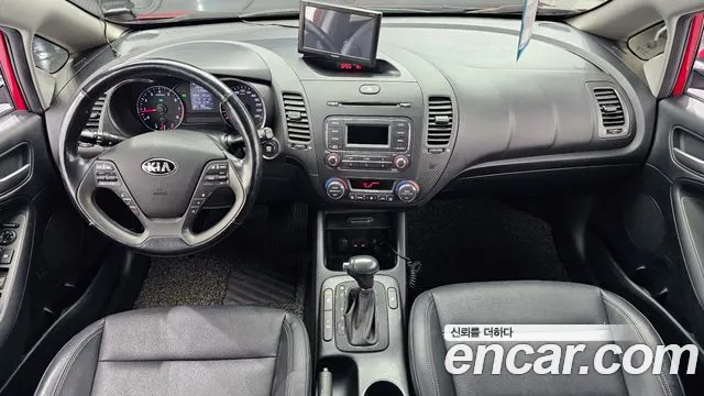 Kia K3 2015 — фото 10