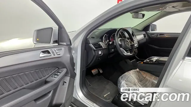 Mercedes-Benz GLE-Class 2017 — фото 10