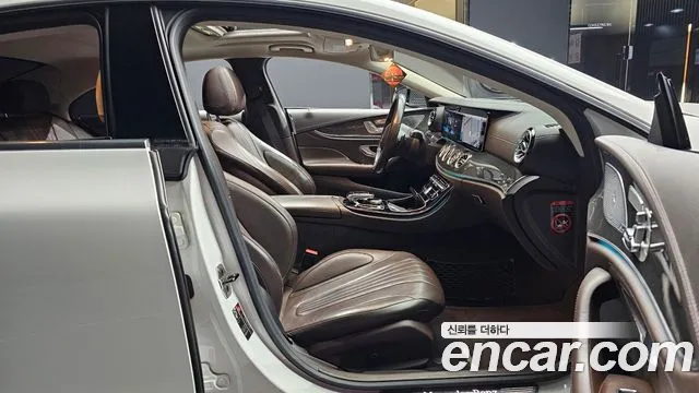 Mercedes-Benz CLS-Class 2019 — фото 17