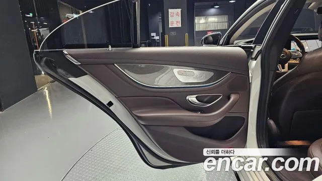 Mercedes-Benz CLS-Class 2019 — фото 15