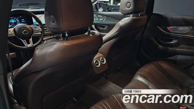 Mercedes-Benz CLS-Class 2019 — фото 16