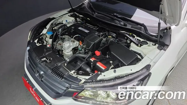 Honda Accord 2015 — фото 6