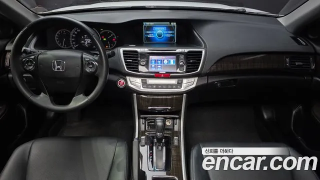 Honda Accord 2015 — фото 7