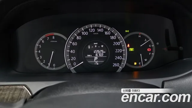 Honda Accord 2015 — фото 8