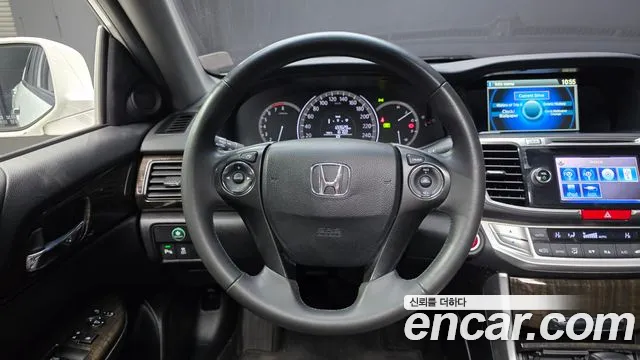Honda Accord 2015 — фото 13