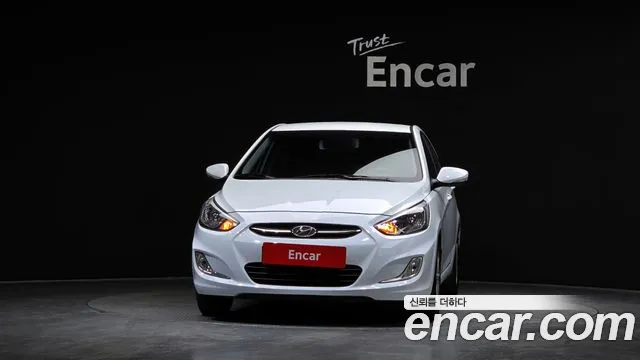 Hyundai Accent 2015 — фото 3