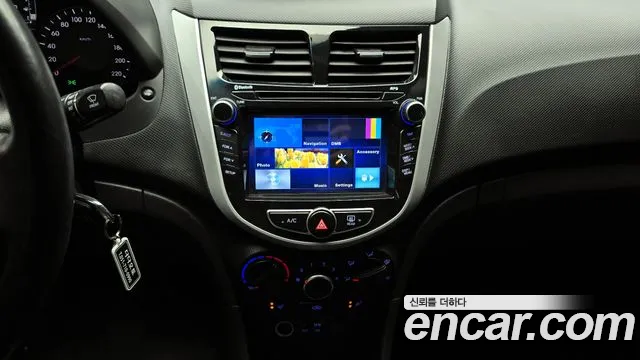 Hyundai Accent 2015 — фото 14