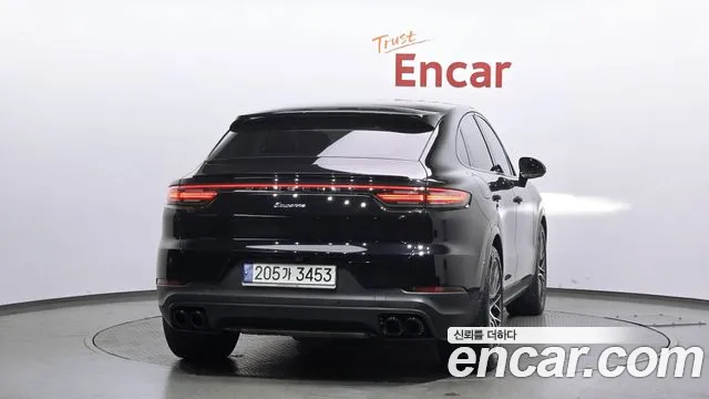 Porsche Cayenne 2021 — фото 4